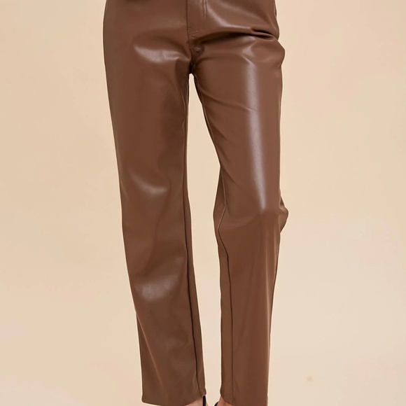 Straight Leg Vegan Leather Pants - Picture 3 of 6